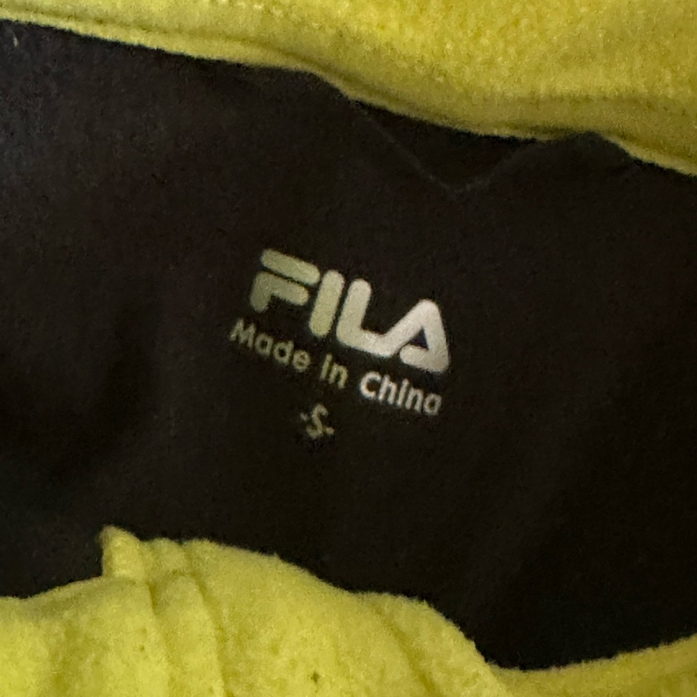 Men’s black fila half zip fleece size small - Picture 3 of 3